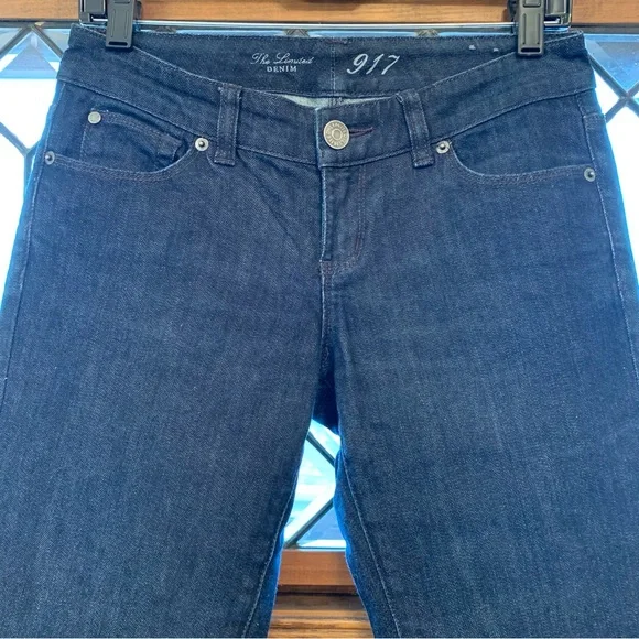 The Limited 917 Low Rise Skinny Jeans - Picture 3 of 9